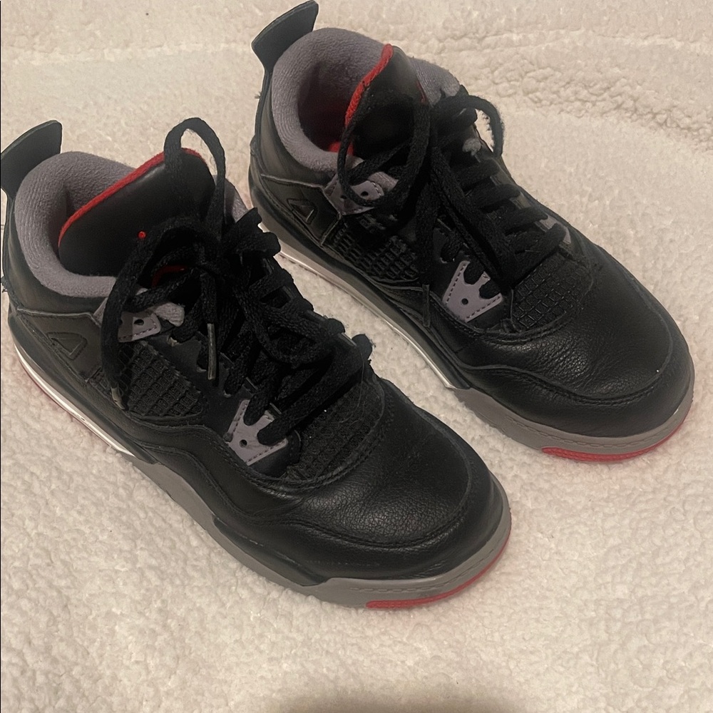 Nike Air Jordan 4